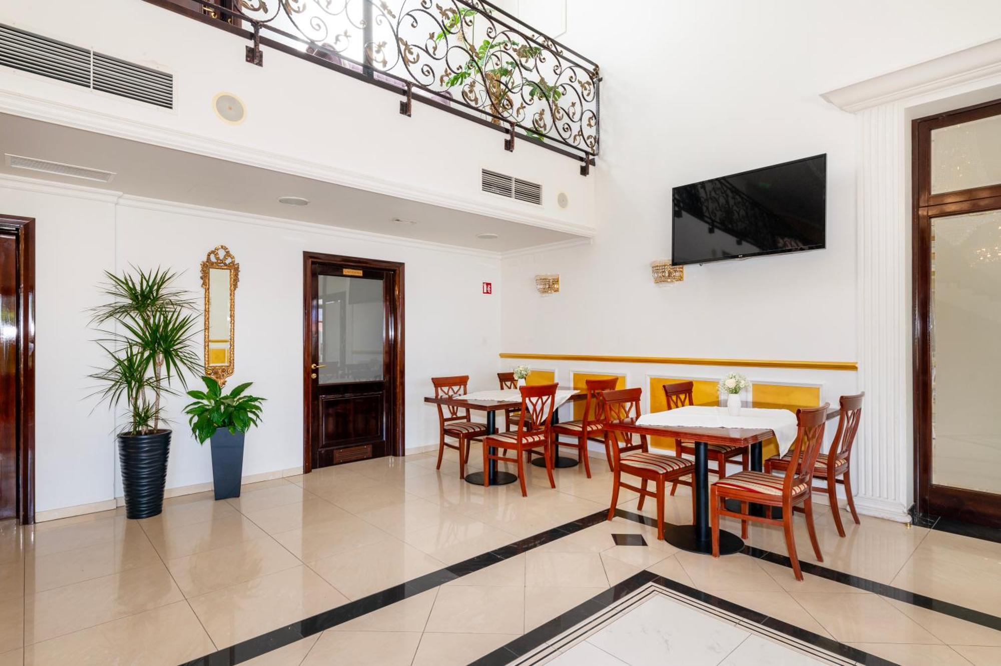 Guest Accommodation Atrium Gulin Lozovac Eksteriør billede